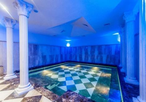 мия 2 Deluxe Royal Apartment *